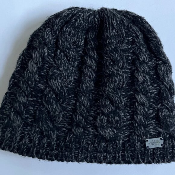 The North Face Unisex Cable Knit Beanie Cap Hat Fleece Lined One Size - Picture 1 of 3